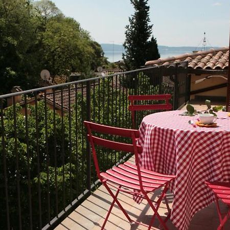 Relax In Piazzetta Casa E Appartamento Per Vacanze Trevignano Romano Habitación foto