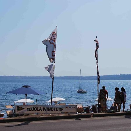 Relax In Piazzetta Casa E Appartamento Per Vacanze Trevignano Romano Exterior foto