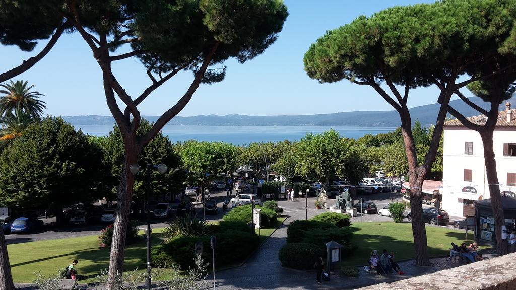 Relax In Piazzetta Casa E Appartamento Per Vacanze Trevignano Romano Habitación foto